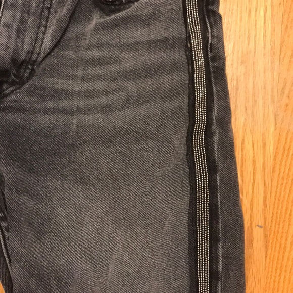 Zara jeans - Picture 4 of 4